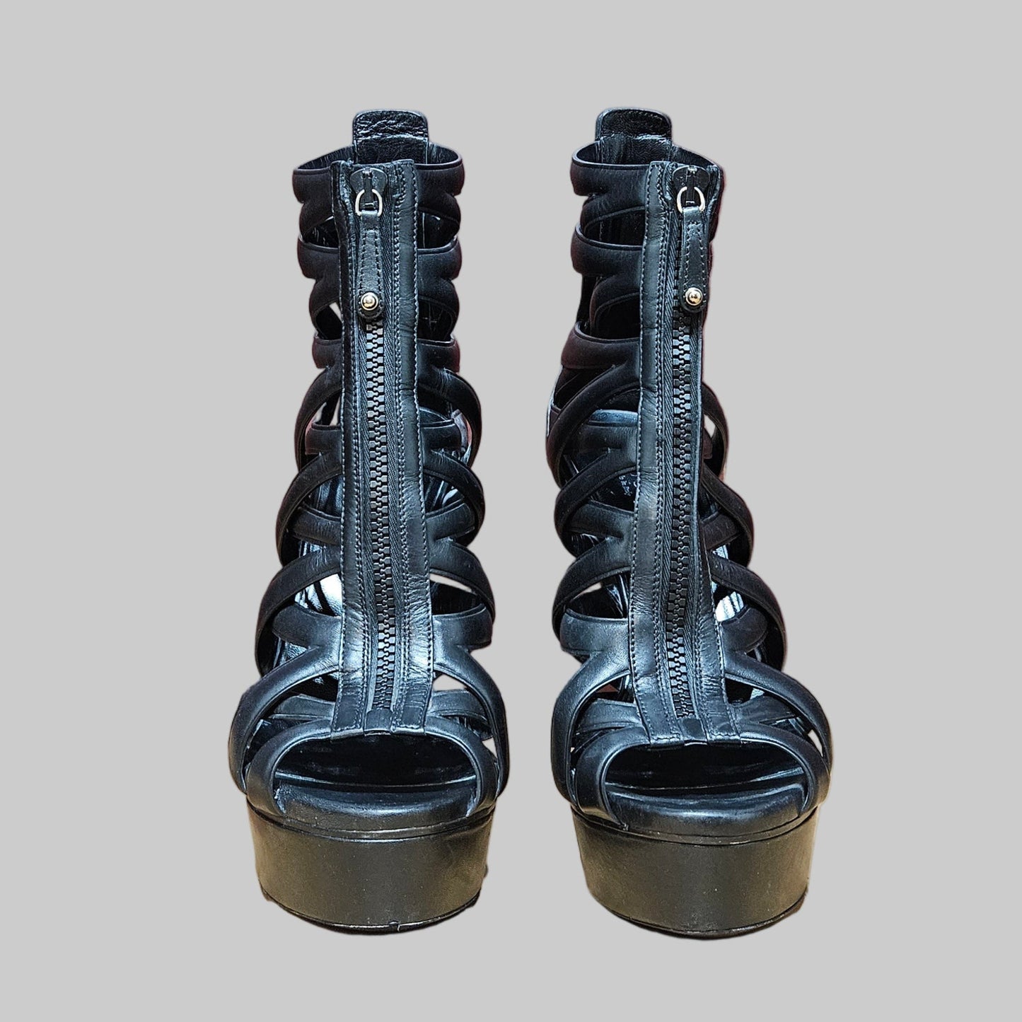 Loved By Lea: Gucci Black “Venus” Zip Pump — EU 39 / US 9 (Very Rare)