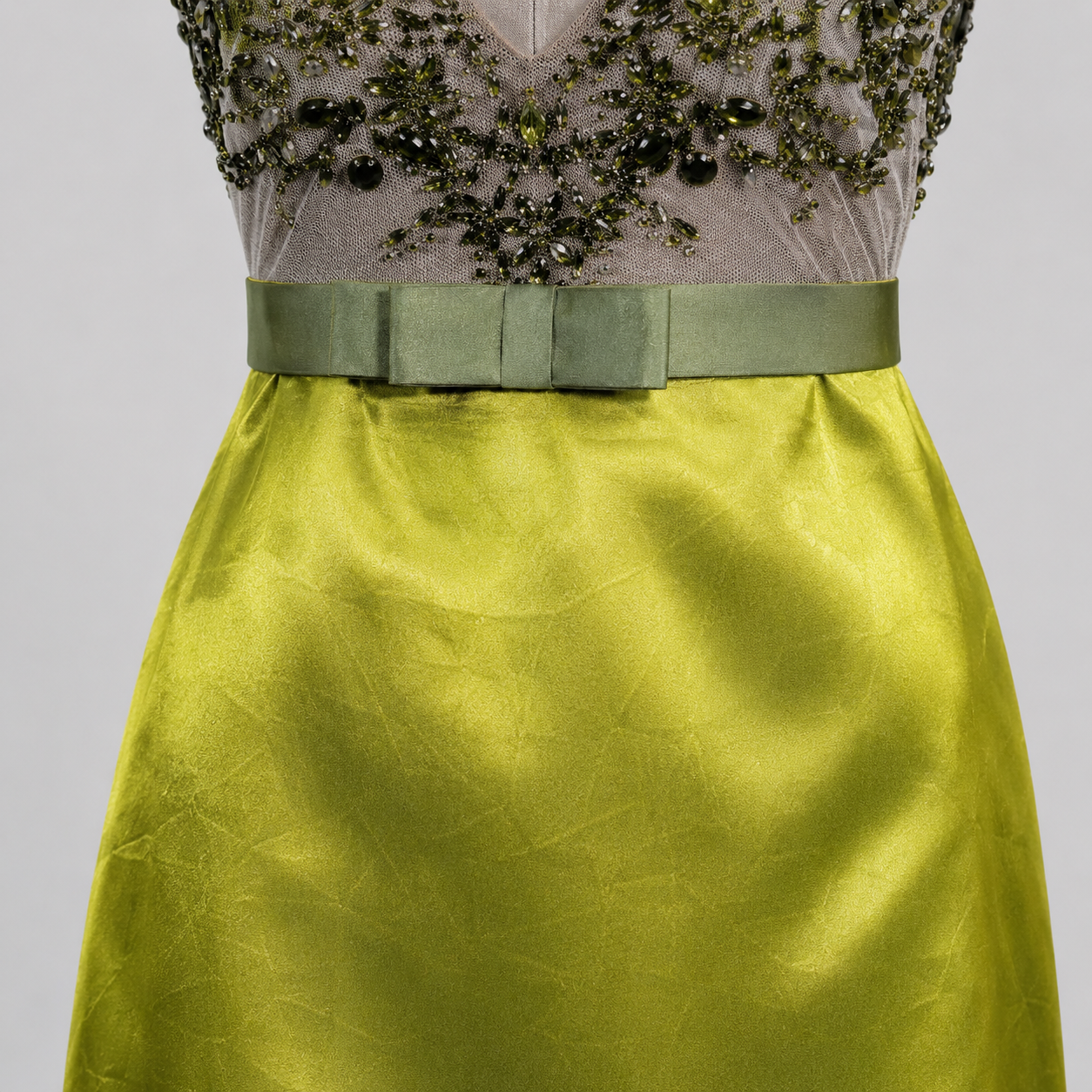 Loved By Lea: Badgley Mischka Green & Black Beaded Dress — Size 6 (US)
