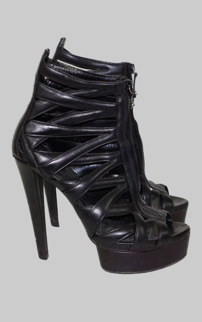Loved By Lea: Gucci Black “Venus” Zip Pump — EU 39 / US 9 (Very Rare)