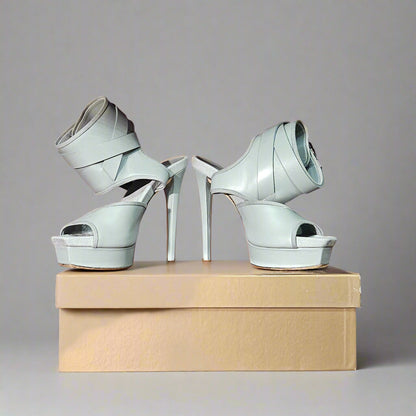 Loved By Lea: Gucci Grey Leather Gail Platform Sandals – Size 8.5/38.5 with Box