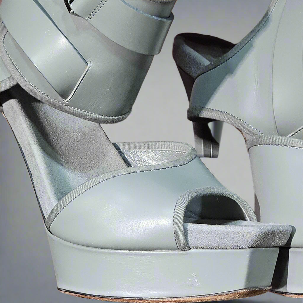 Loved By Lea: Gucci Grey Leather Gail Platform Sandals – Size 8.5/38.5 with Box