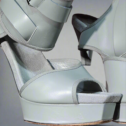 Loved By Lea: Gucci Grey Leather Gail Platform Sandals – Size 8.5/38.5 with Box