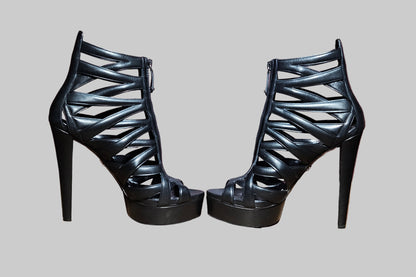 Loved By Lea: Gucci Black “Venus” Zip Pump — EU 39 / US 9 (Very Rare)